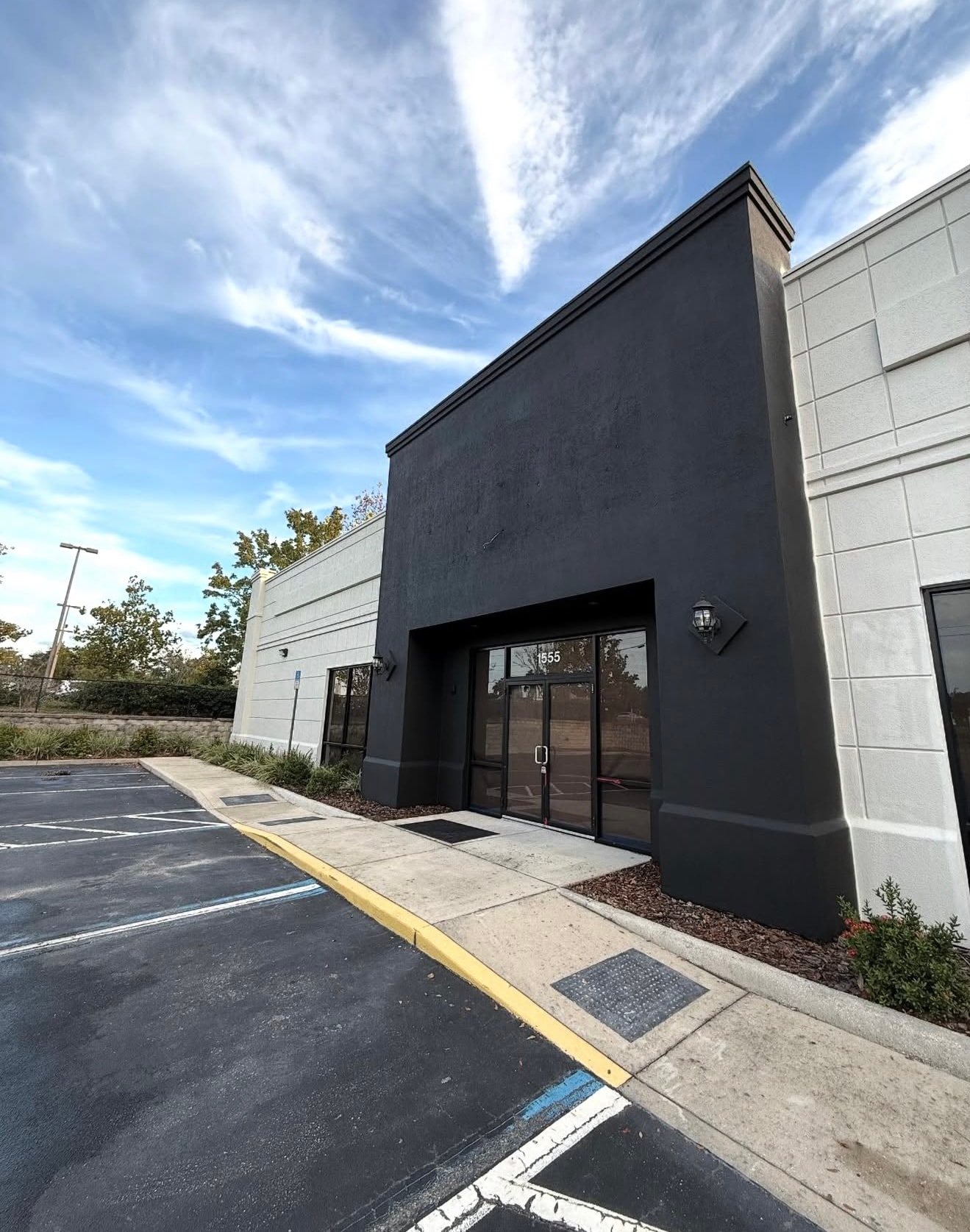 Commercial painting - storefront